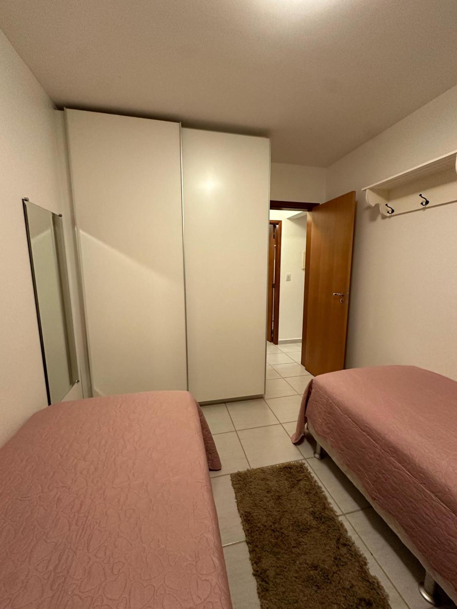 Caldas Novas - Prive Das Thermas II - Apto 3 Quartos - Parque Aquatico Lejlighedshotel Eksteriør billede