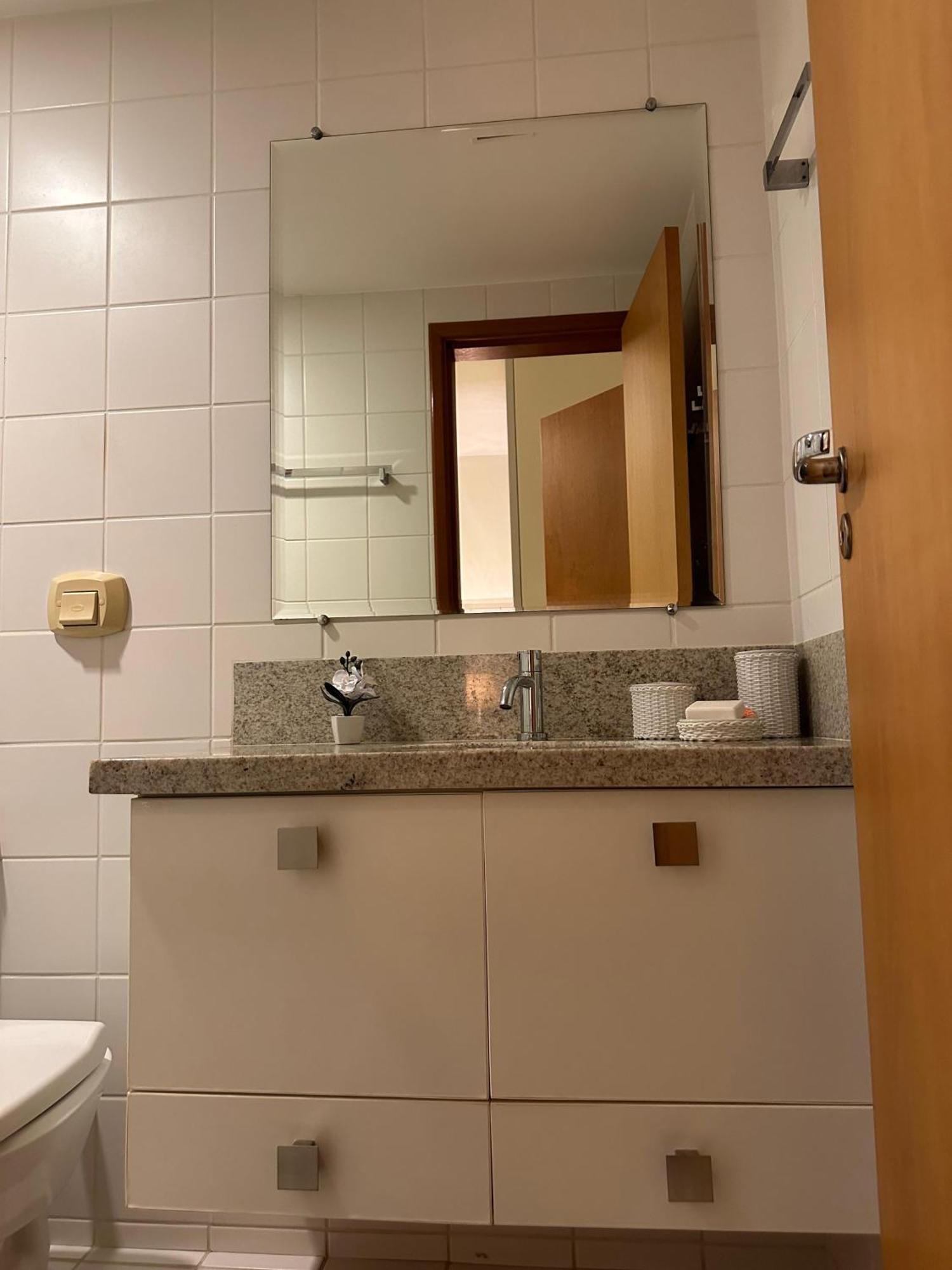 Caldas Novas - Prive Das Thermas II - Apto 3 Quartos - Parque Aquatico Lejlighedshotel Eksteriør billede