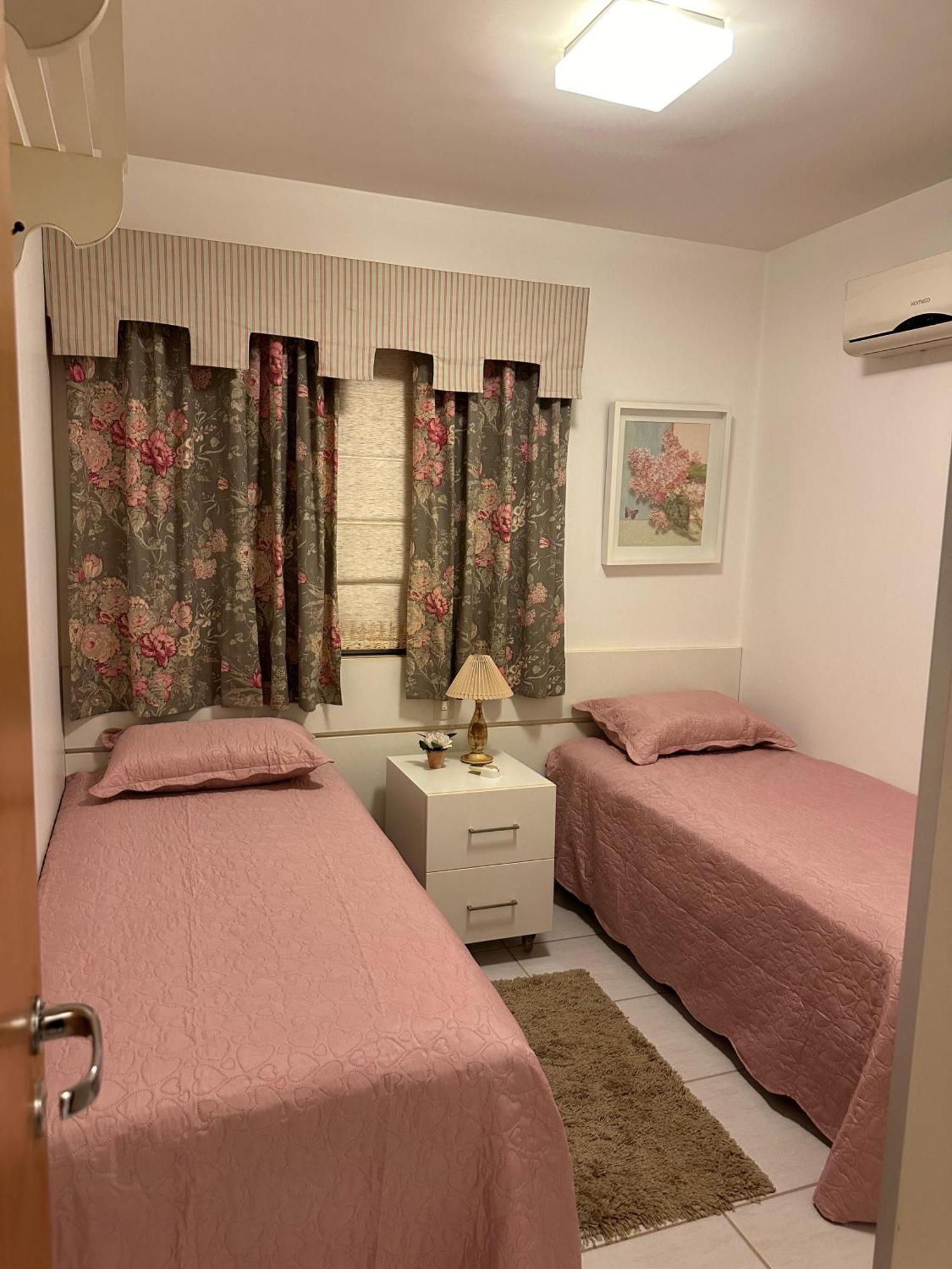 Caldas Novas - Prive Das Thermas II - Apto 3 Quartos - Parque Aquatico Lejlighedshotel Eksteriør billede