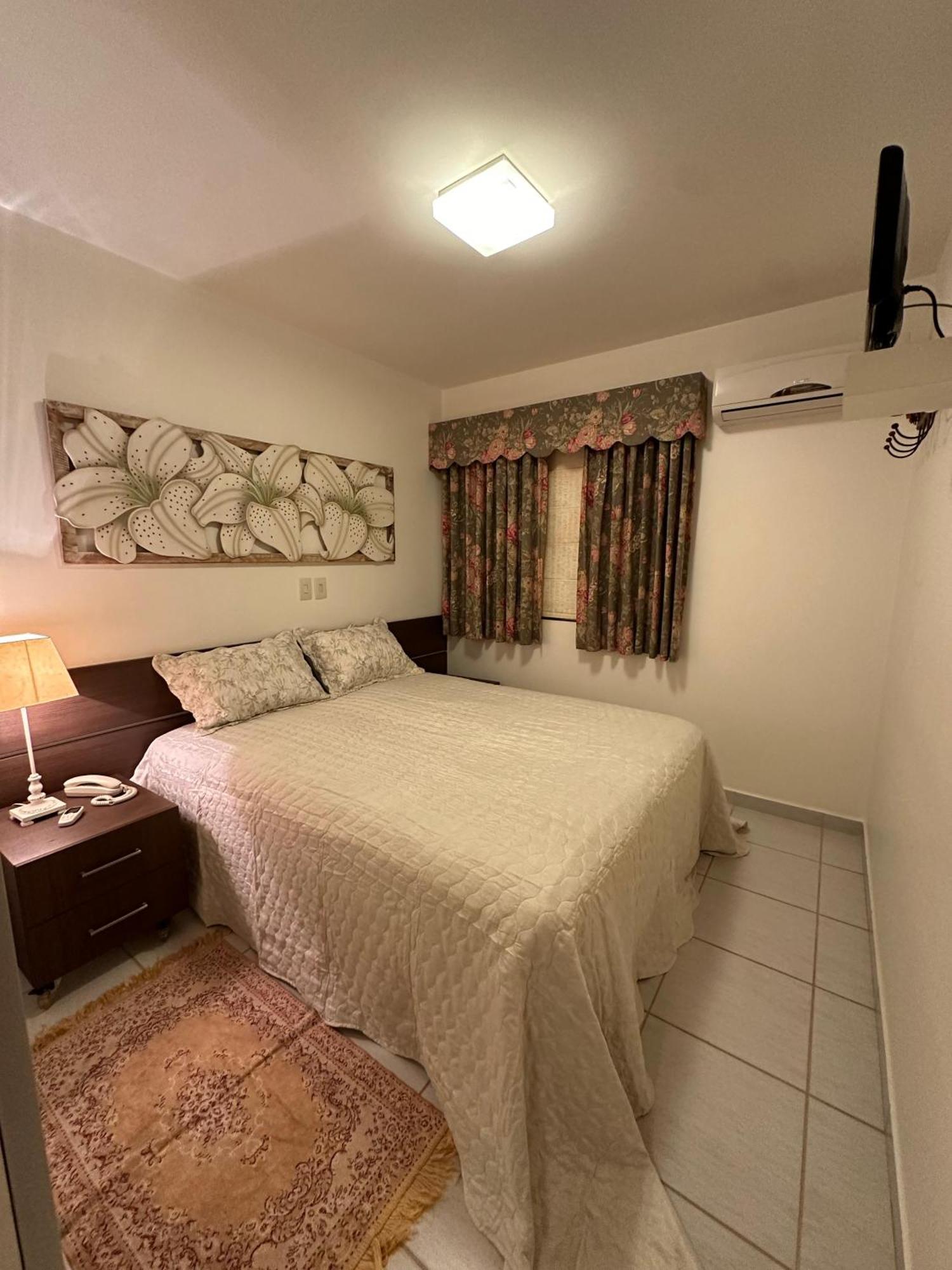 Caldas Novas - Prive Das Thermas II - Apto 3 Quartos - Parque Aquatico Lejlighedshotel Eksteriør billede